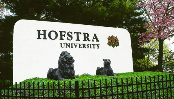 Hofstra University bronze lions